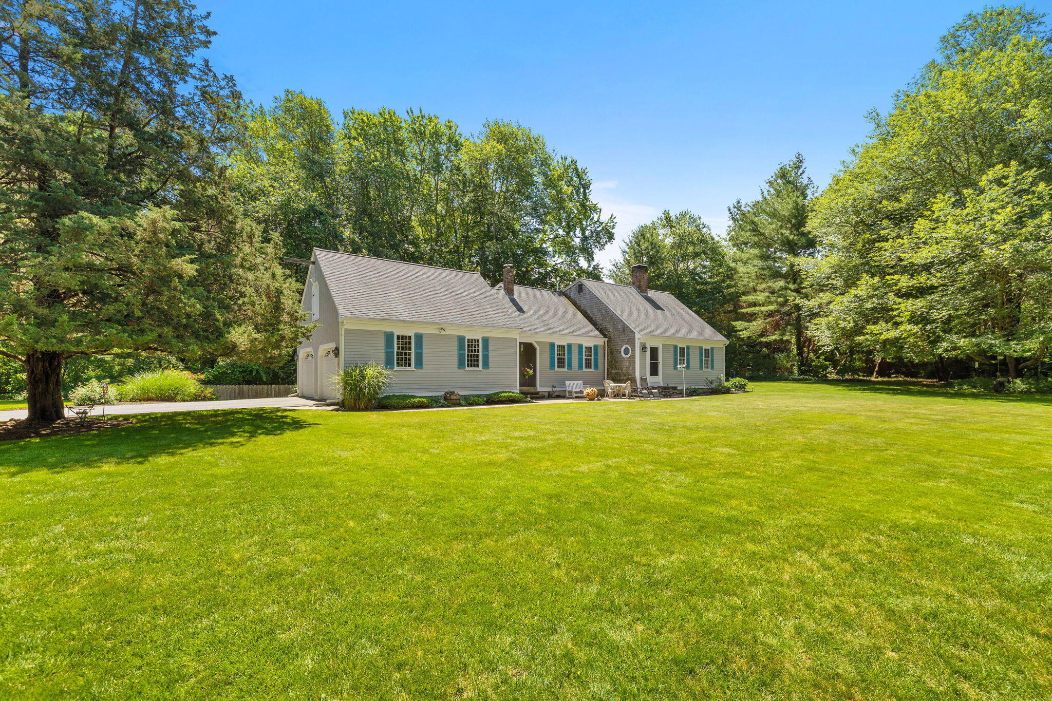 25 Indian Pond Road Kingston MA 02364