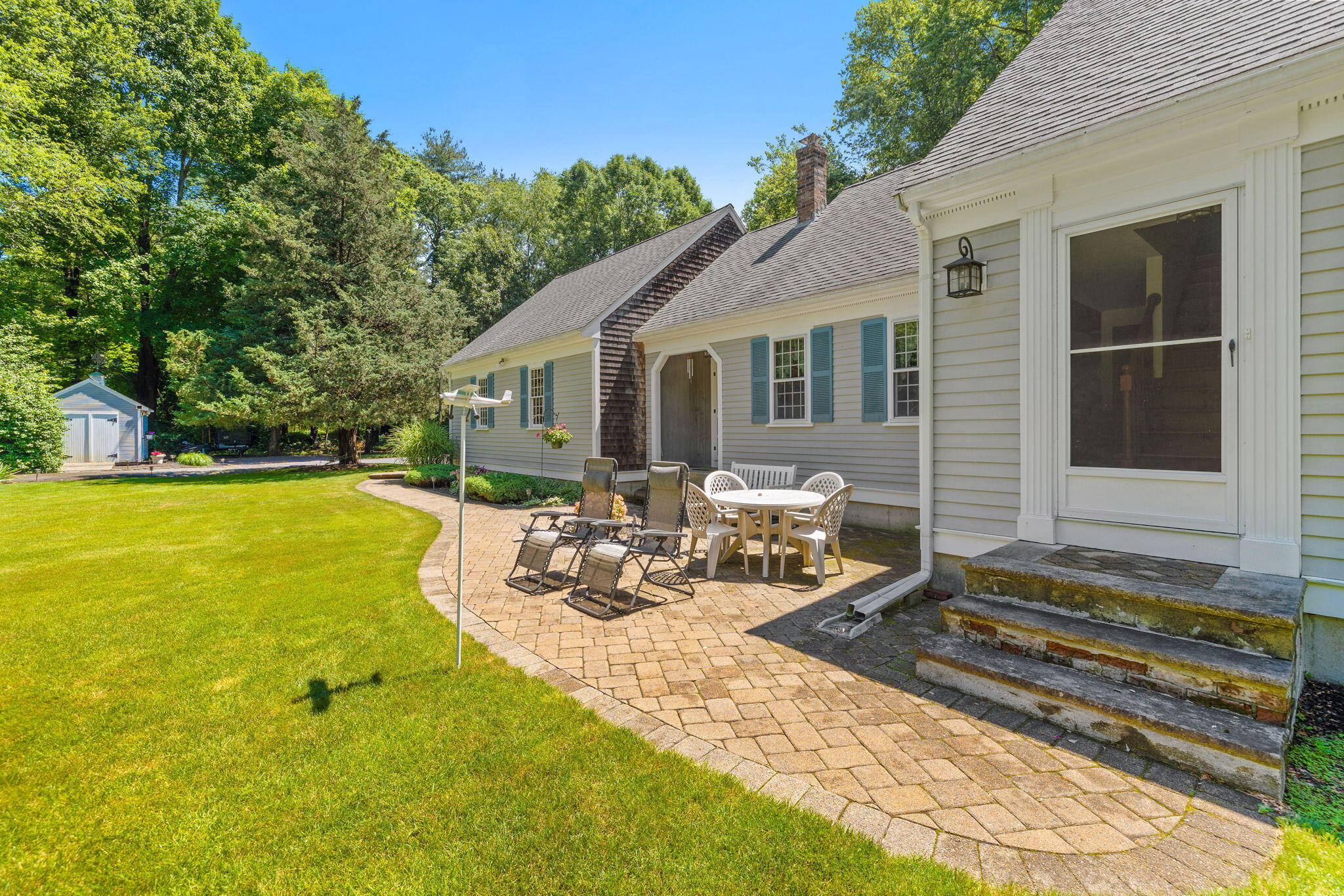 25 Indian Pond Road Kingston MA 02364
