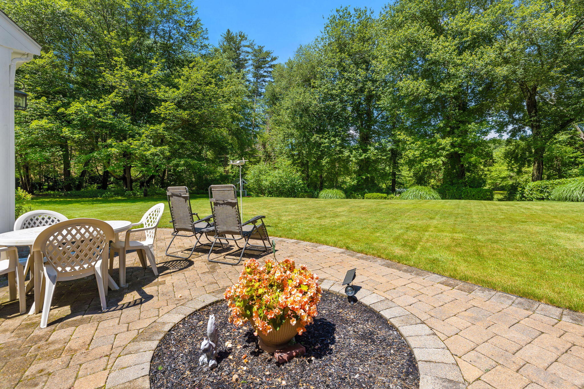 25 Indian Pond Road Kingston MA 02364