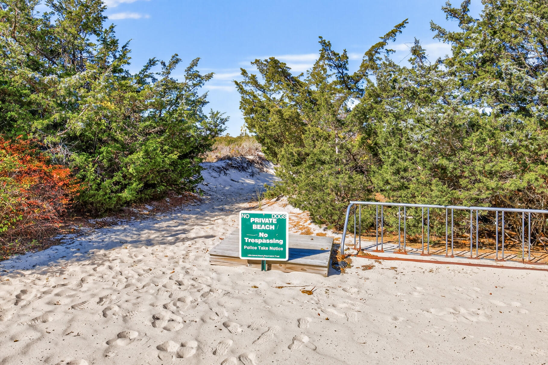 7 Pilgrim Path Falmouth MA 02540