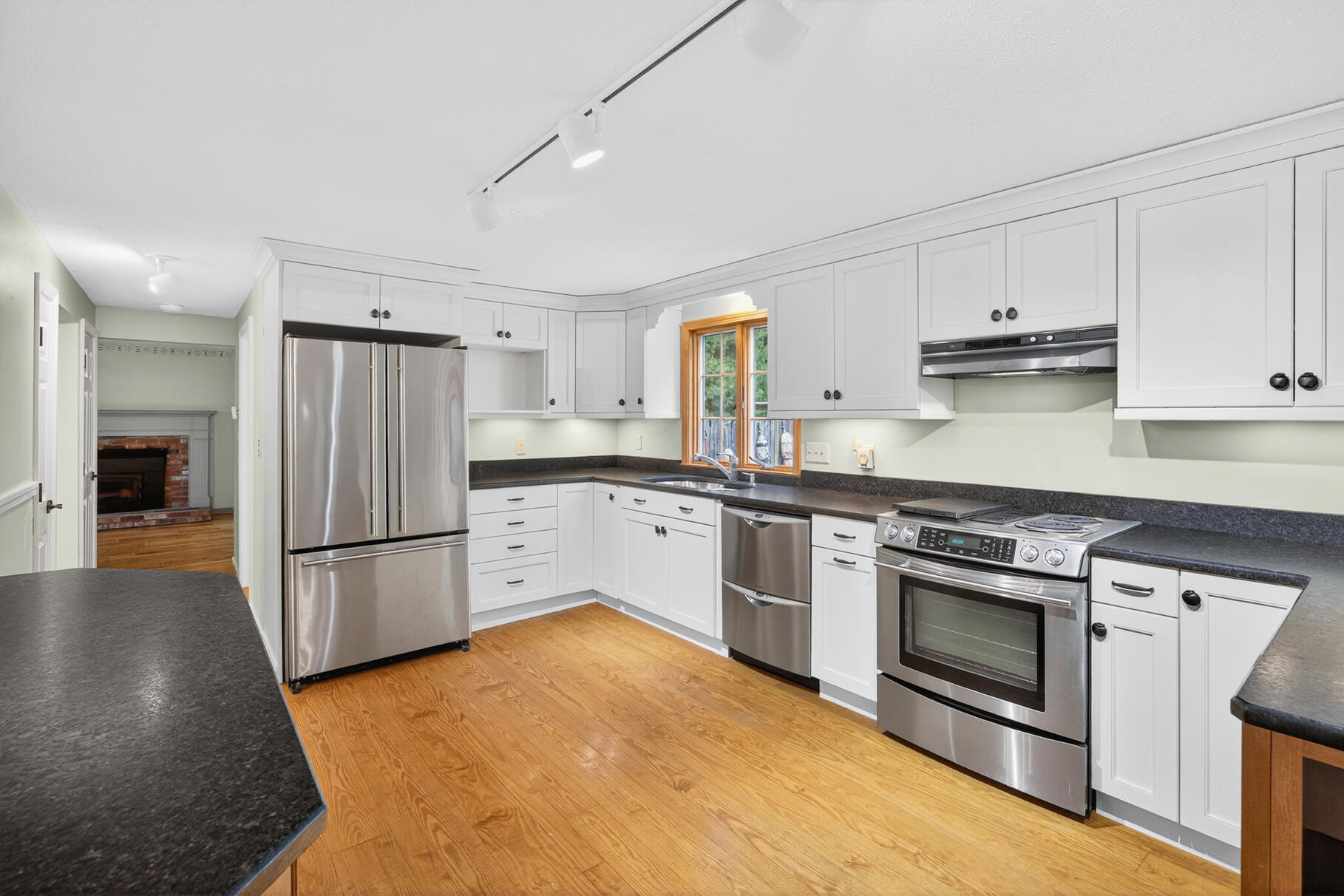 7 Pilgrim Path Falmouth MA 02540