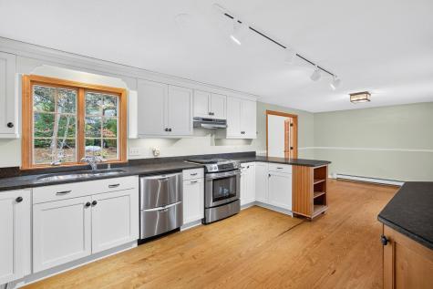 7 Pilgrim Path Falmouth MA 02540