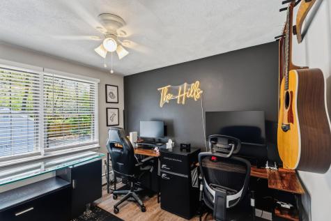 17 Dry Hollow Lane Mashpee MA 02649