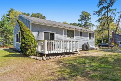 17 Dry Hollow Lane Mashpee MA 02649