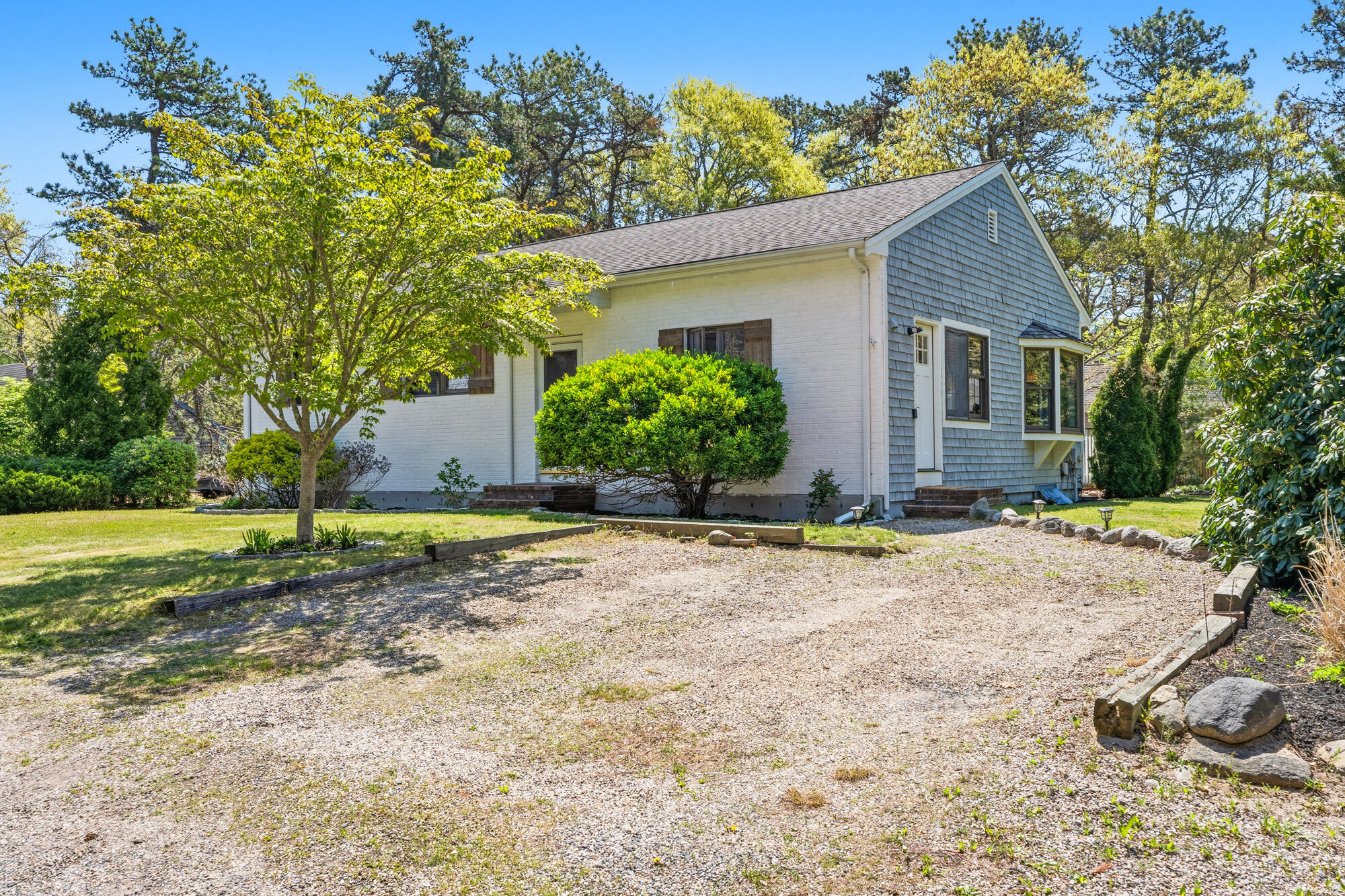 17 Dry Hollow Lane Mashpee MA 02649