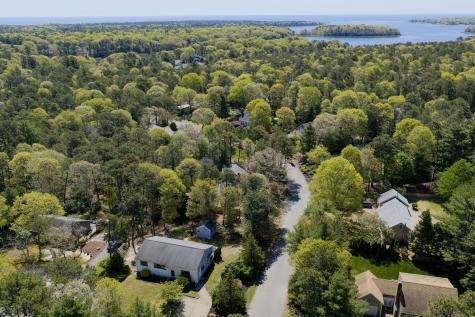 17 Dry Hollow Lane Mashpee MA 02649
