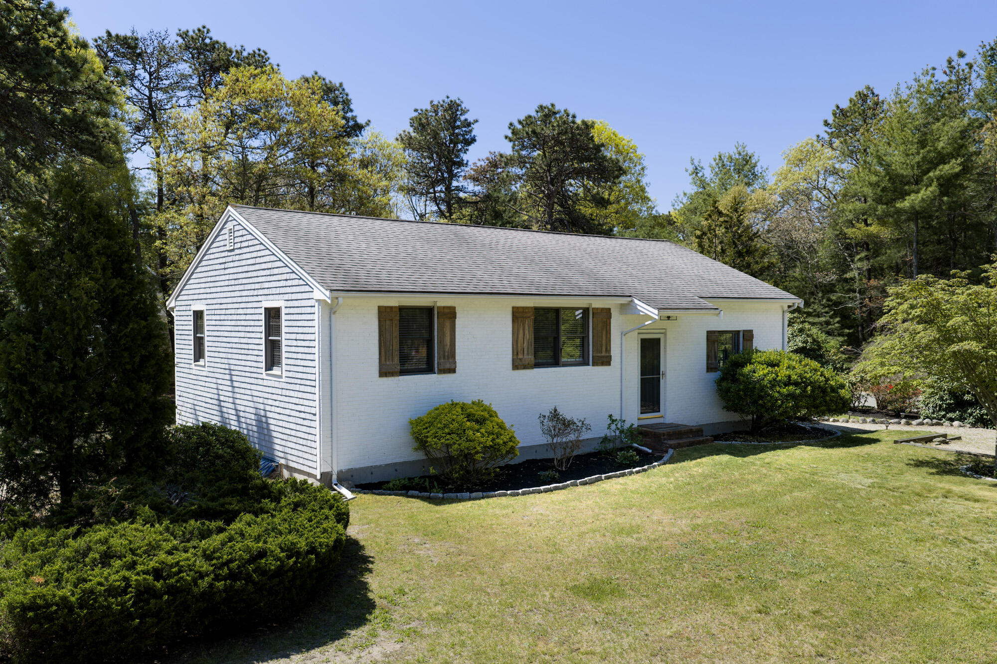 17 Dry Hollow Lane Mashpee MA 02649