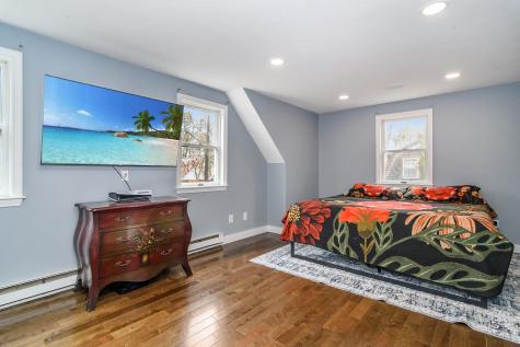 15 Florence Avenue Mashpee MA 02649