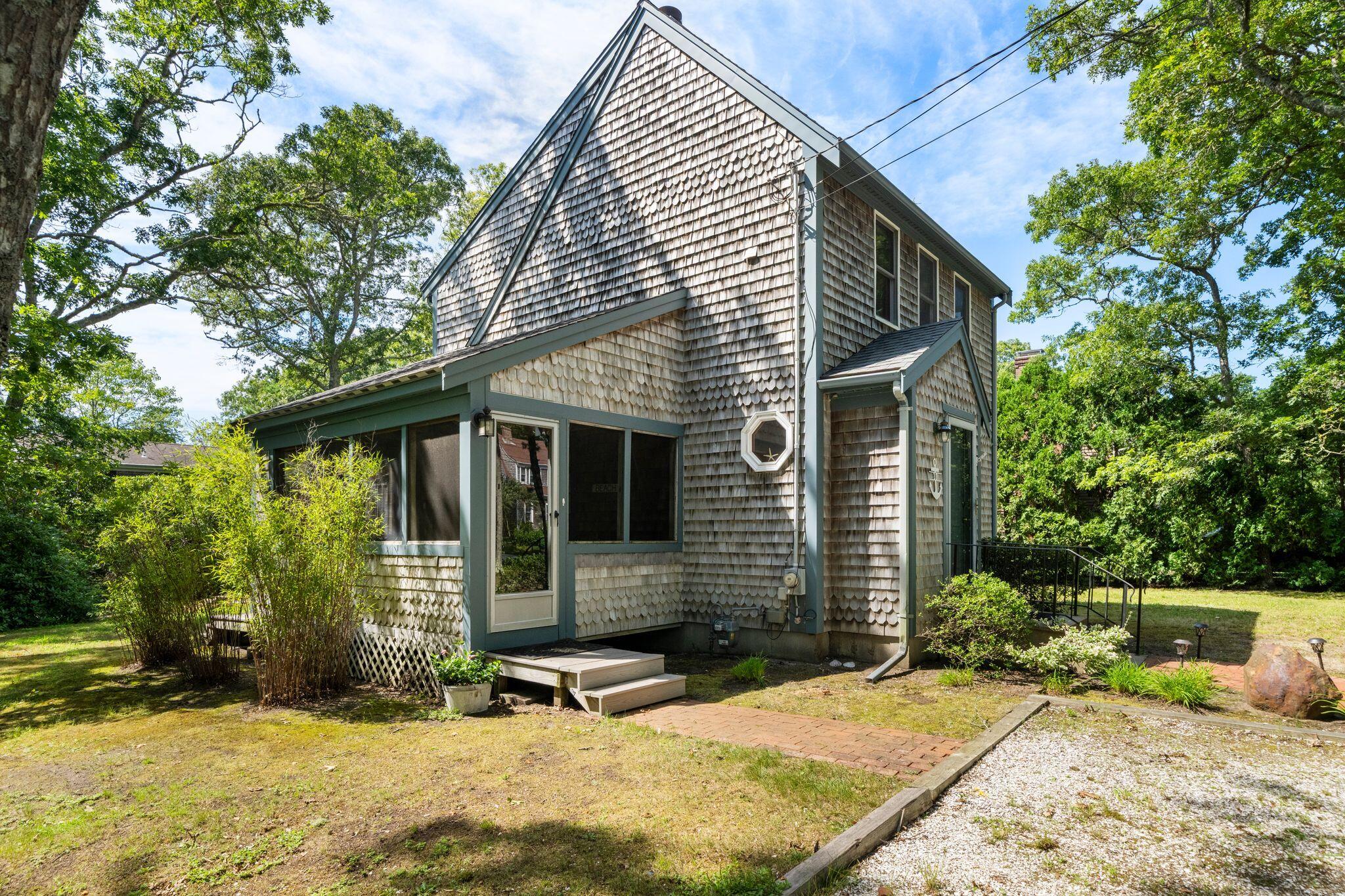22 Mcguerty Road Harwich MA 02645