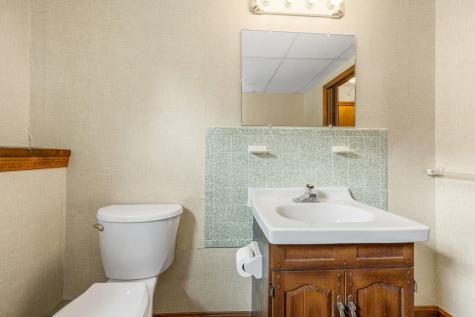 17 Margate Lane Dennis MA 02660