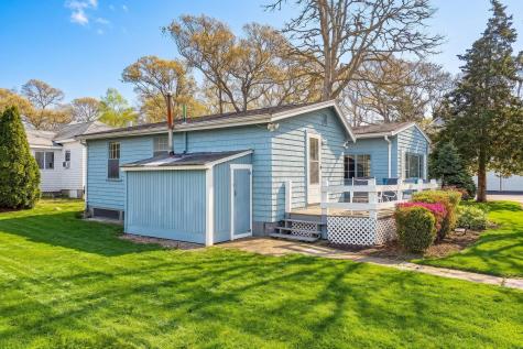 61 Silver Beach Avenue Falmouth MA 02556