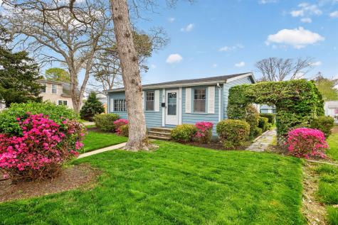 61 Silver Beach Avenue Falmouth MA 02556