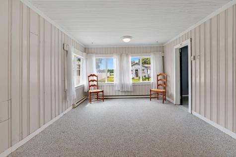 10 Barnes Street Wareham MA 02571