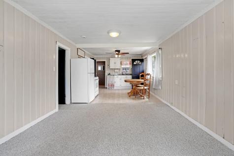10 Barnes Street Wareham MA 02571