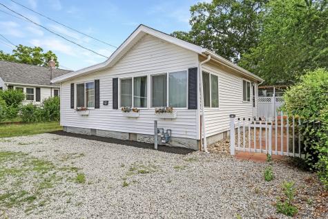 10 Barnes Street Wareham MA 02571