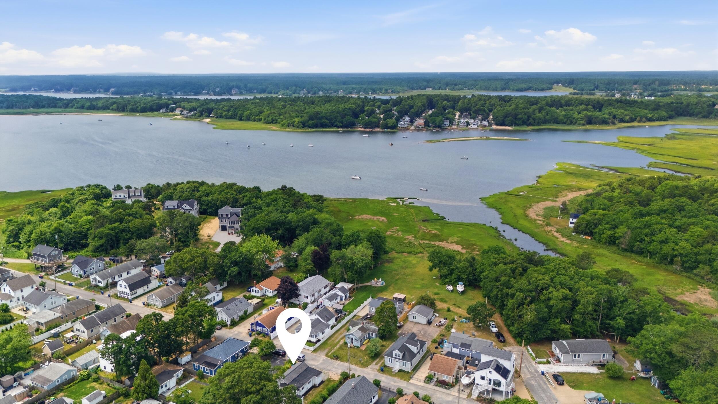 10 Barnes Street Wareham MA 02571