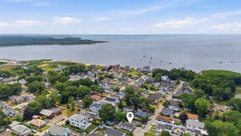 10 Barnes Street Wareham MA 02571