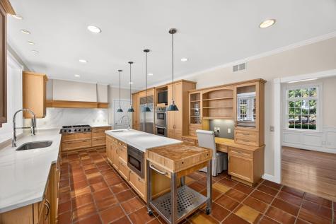 169 Tisquantum Road Chatham MA 02633