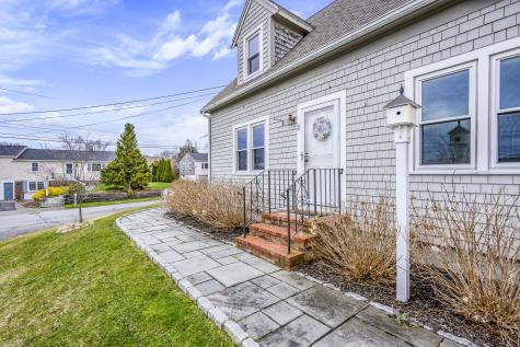 1 Burg Avenue Sandwich MA 02563