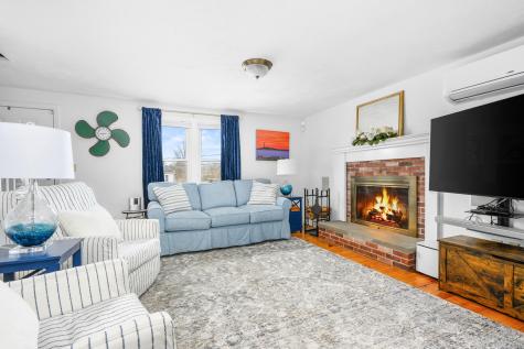 1 Burg Avenue Sandwich MA 02563