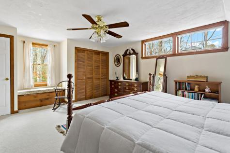 204 Farmersville Road Sandwich MA 02563