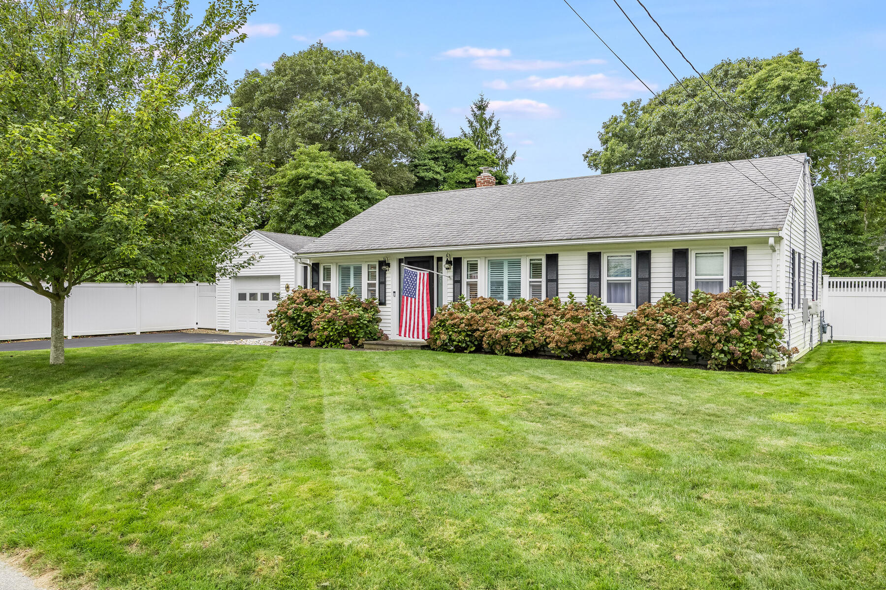 16 Hudson Street Falmouth MA 02540