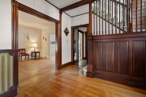 42 Bigelow Street MA