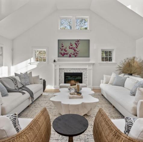 3 Azalea Lane Mashpee MA 02649