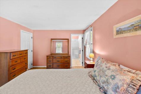 21 Oxford Road East Sandwich MA 02537