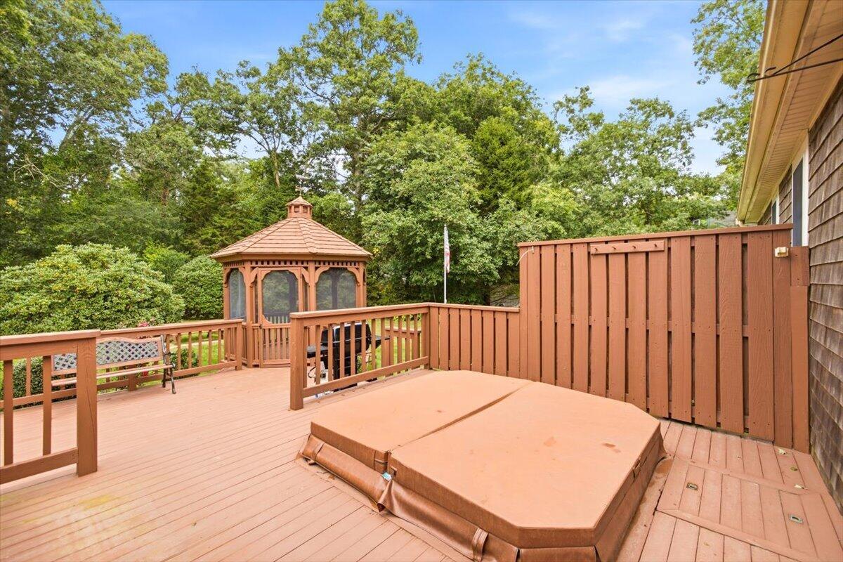 21 Oxford Road East Sandwich MA 02537