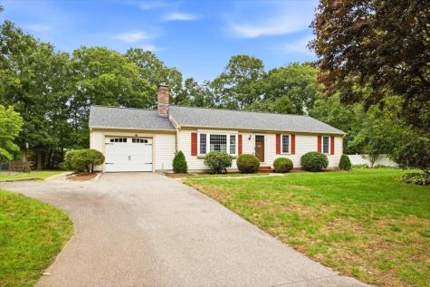 21 Oxford Road East Sandwich MA 02537