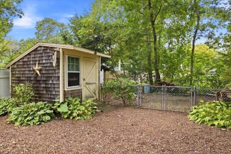21 Oxford Road East Sandwich MA 02537