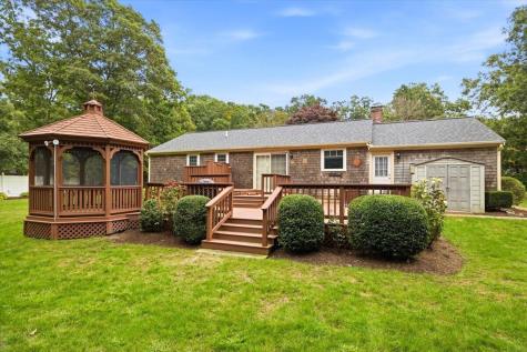 21 Oxford Road East Sandwich MA 02537