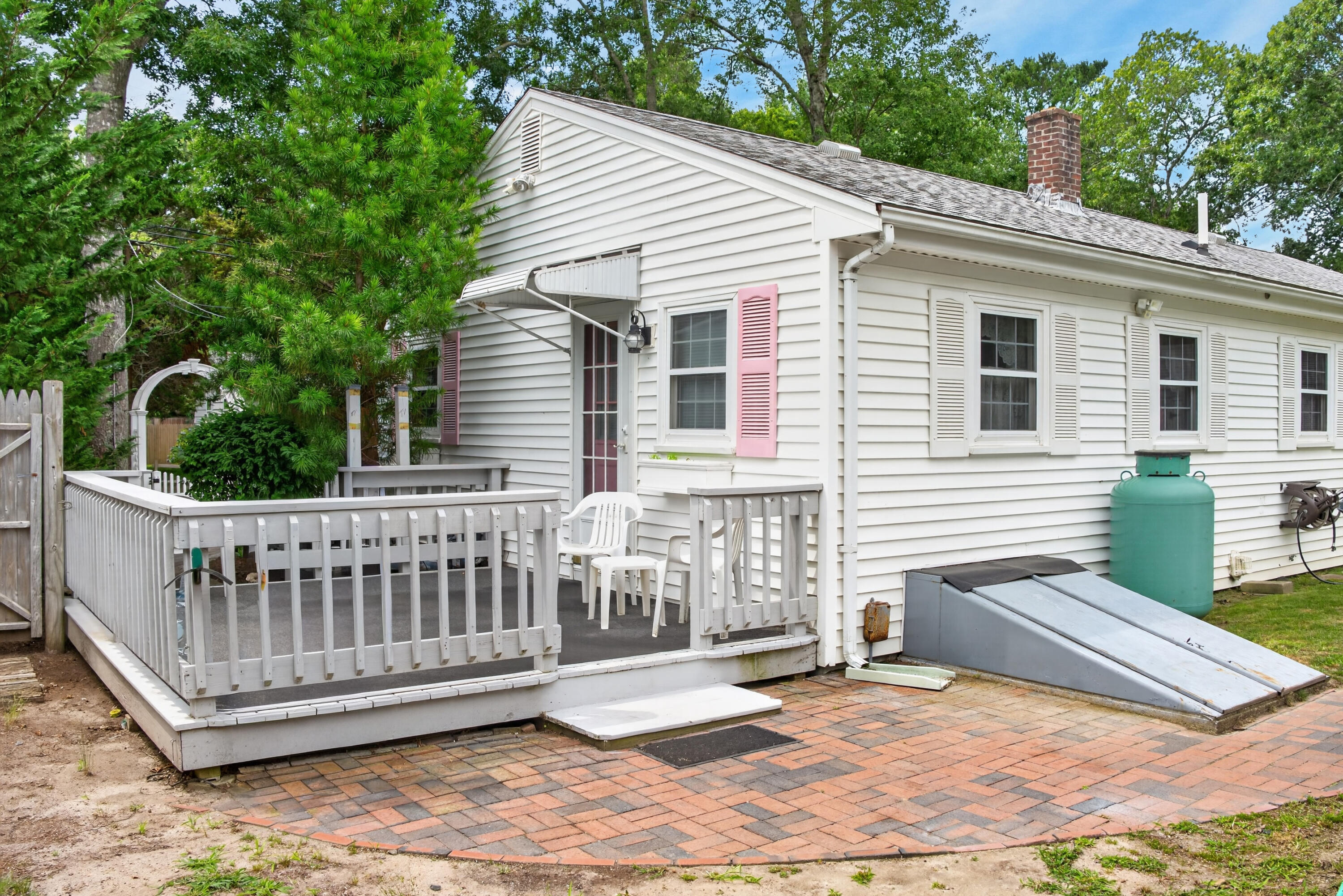 25 Deepwood Drive Waquoit MA 02536
