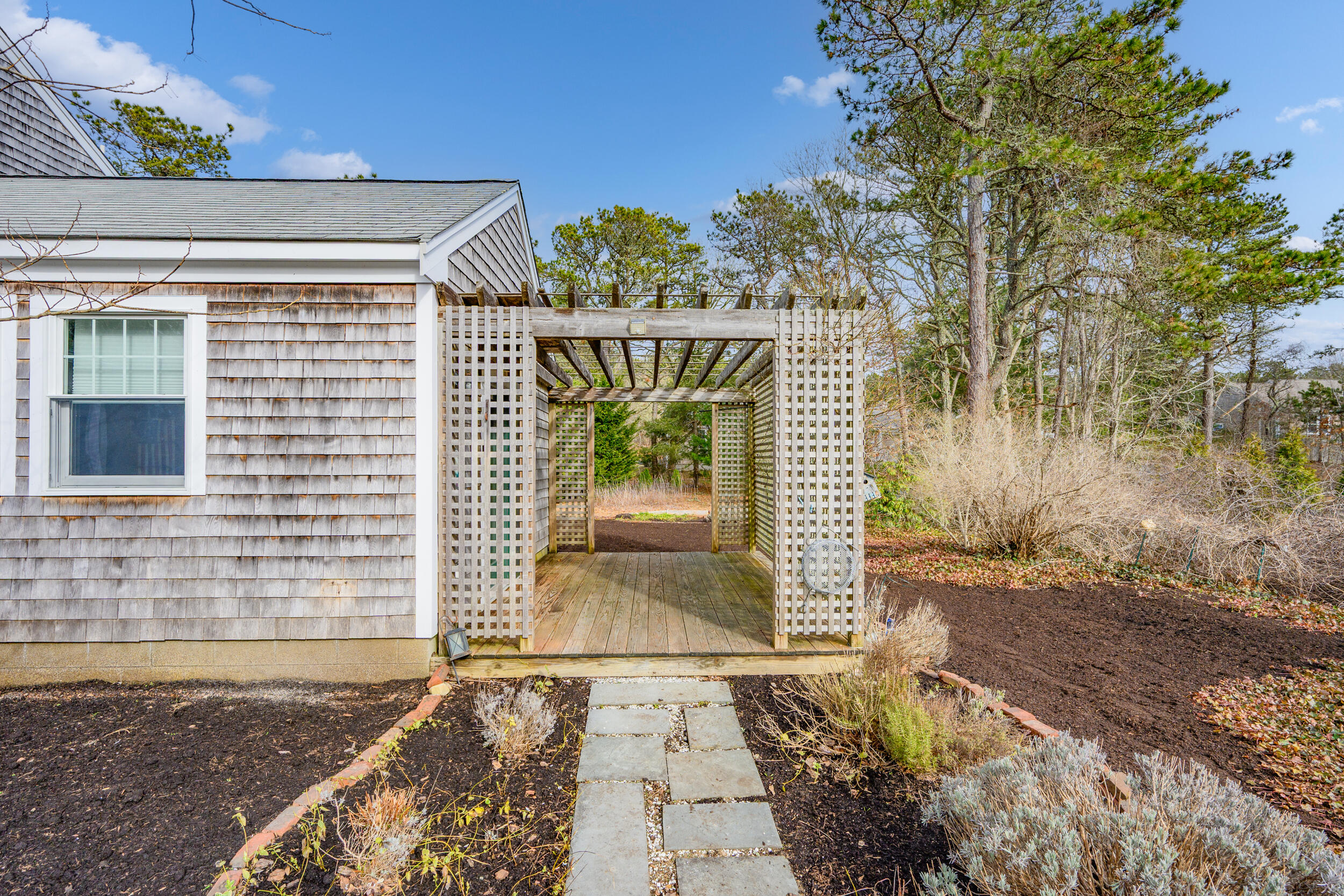 25 Robert Road Harwich MA 02645