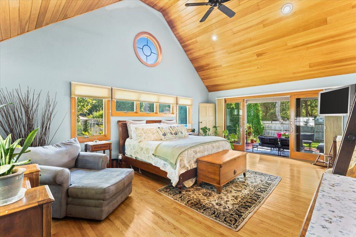 27 Emerald Lane Falmouth MA 02536