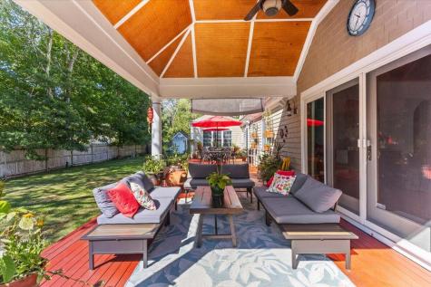 27 Emerald Lane Falmouth MA 02536