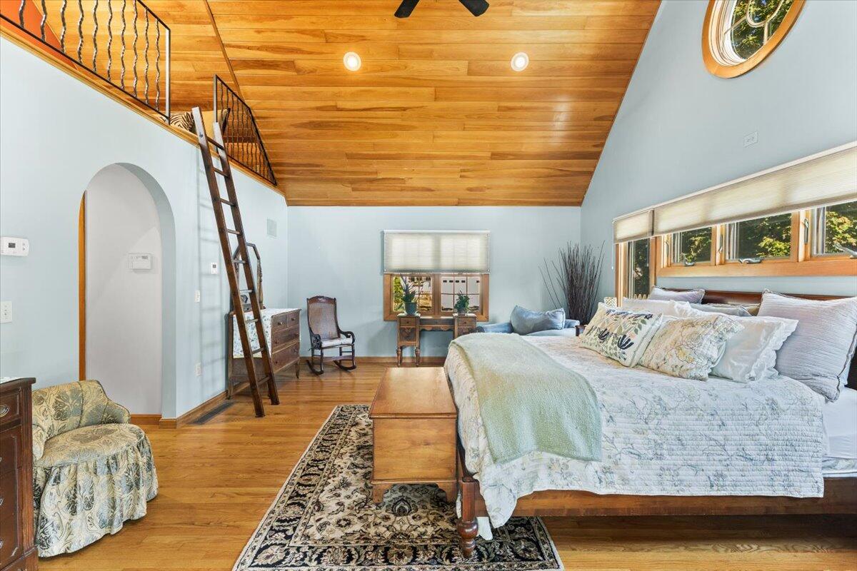 27 Emerald Lane Falmouth MA 02536