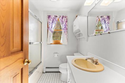 27 Emerald Lane Falmouth MA 02536