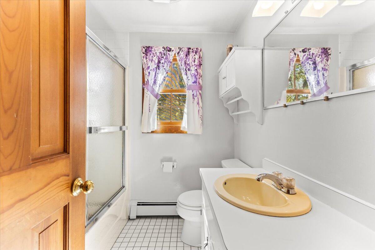 27 Emerald Lane Falmouth MA 02536