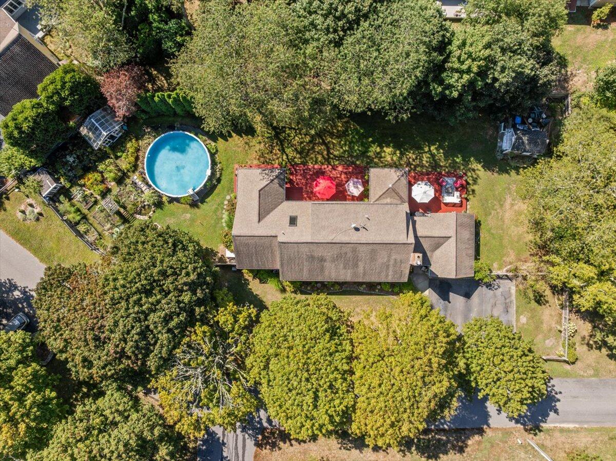 27 Emerald Lane Falmouth MA 02536