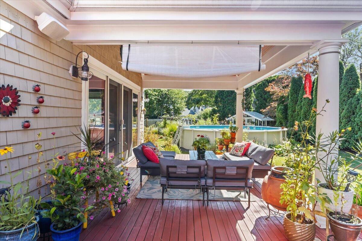 27 Emerald Lane Falmouth MA 02536