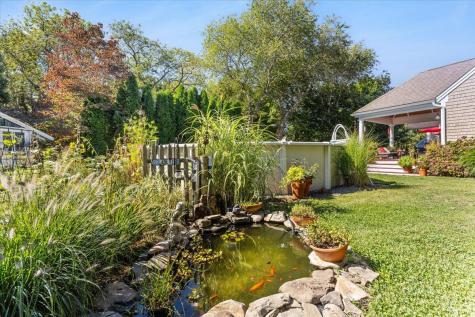 27 Emerald Lane Falmouth MA 02536