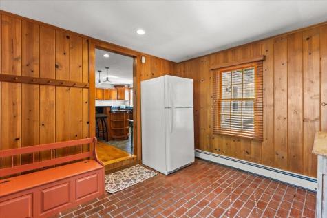 27 Emerald Lane Falmouth MA 02536