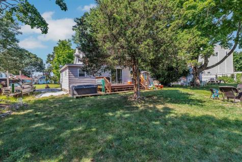 17 Crescent Place Wareham MA 02558