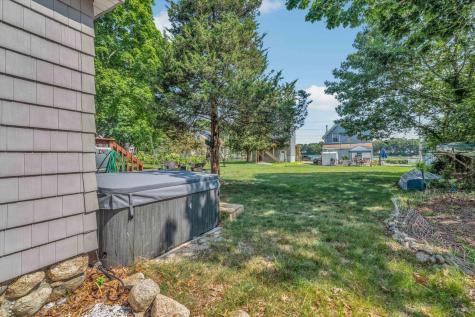 17 Crescent Place Wareham MA 02558