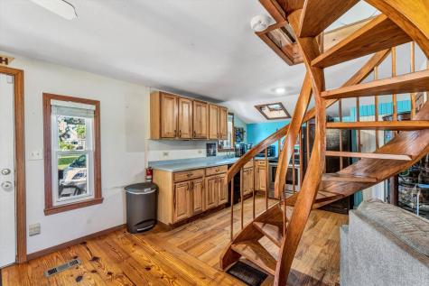 17 Crescent Place Wareham MA 02558