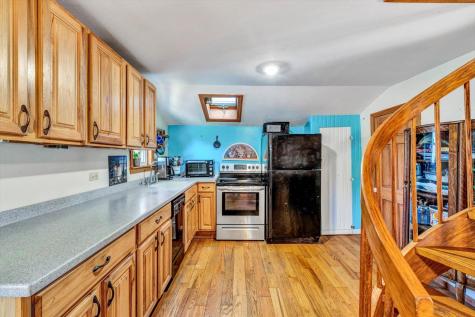 17 Crescent Place Wareham MA 02558