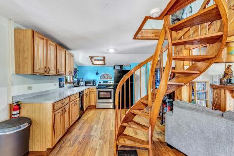 17 Crescent Place Wareham MA 02558