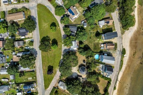 17 Crescent Place Wareham MA 02558